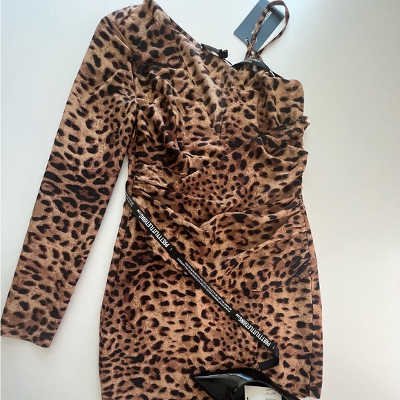 PRETTYLITTLETHING DRESS - Picture 9 of 14